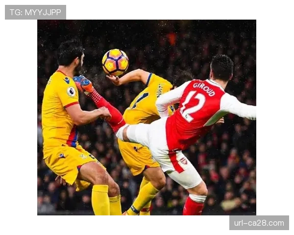 赛程密集度成胜负手，英超三强轮换策略迎来大考