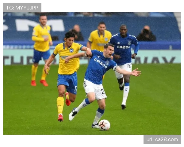 科斯托拉斯倒钩绝平后狂奔庆祝，布莱顿主场陷入沸腾