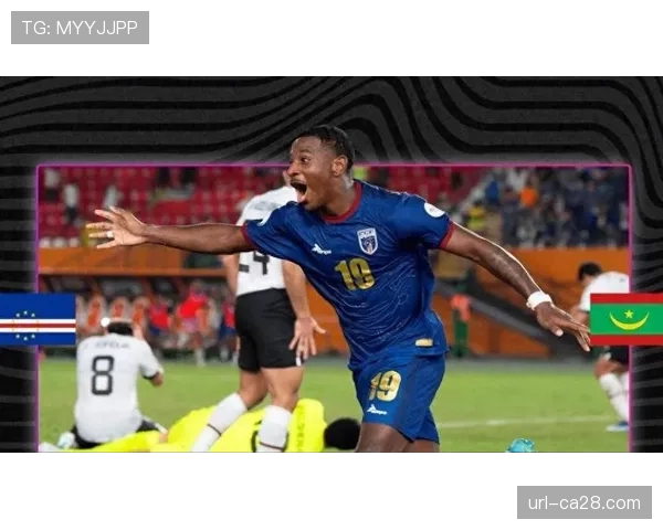 争议瞬间：卡利亚里进球因越位被VAR取消，主队球迷向场内投掷杂物